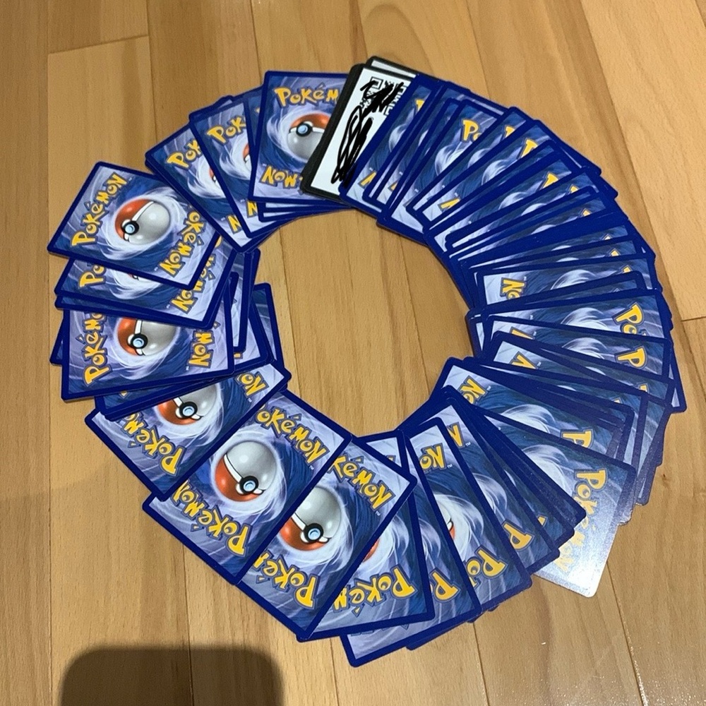 VEUC 76 Pokemon Cards